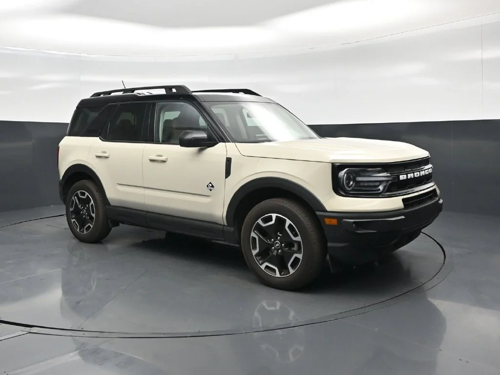 Used 2024 Beige Ford Outer Banks image 23