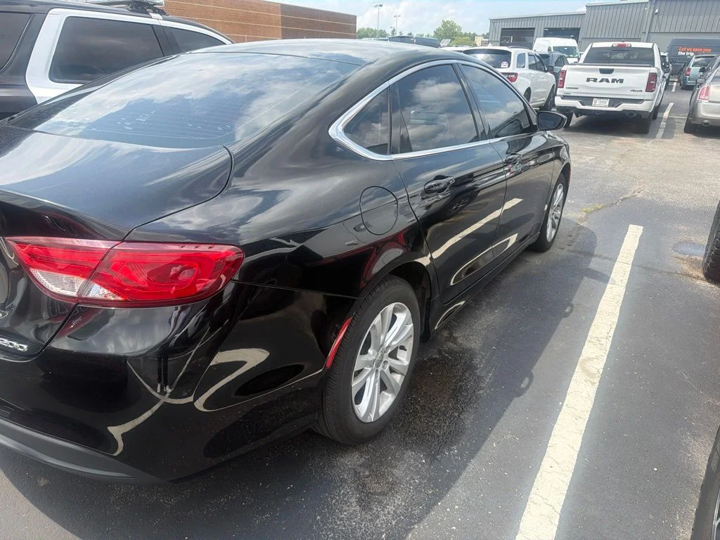 Used 2017 Black Chrysler LX image 4