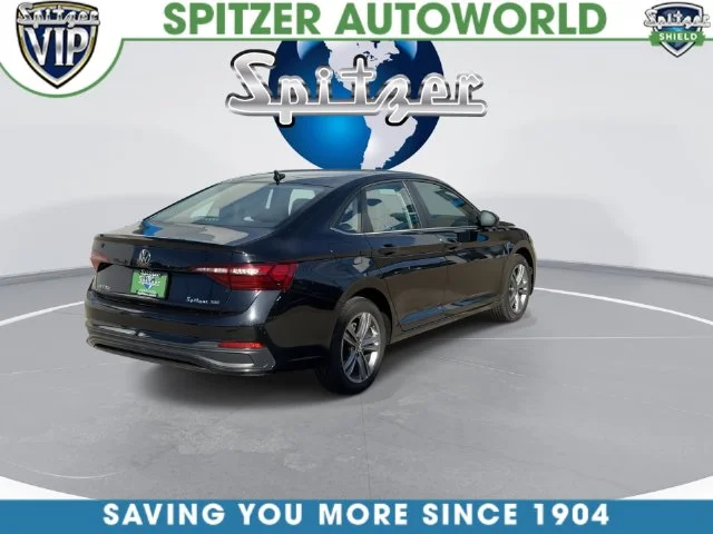 Certified Used 2024  Volkswagen 1.5T SE image 14