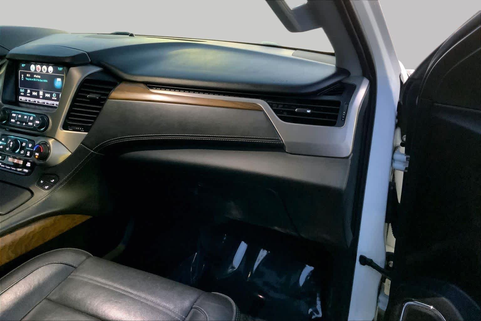 Used 2019 Summit White GMC Denali image 16