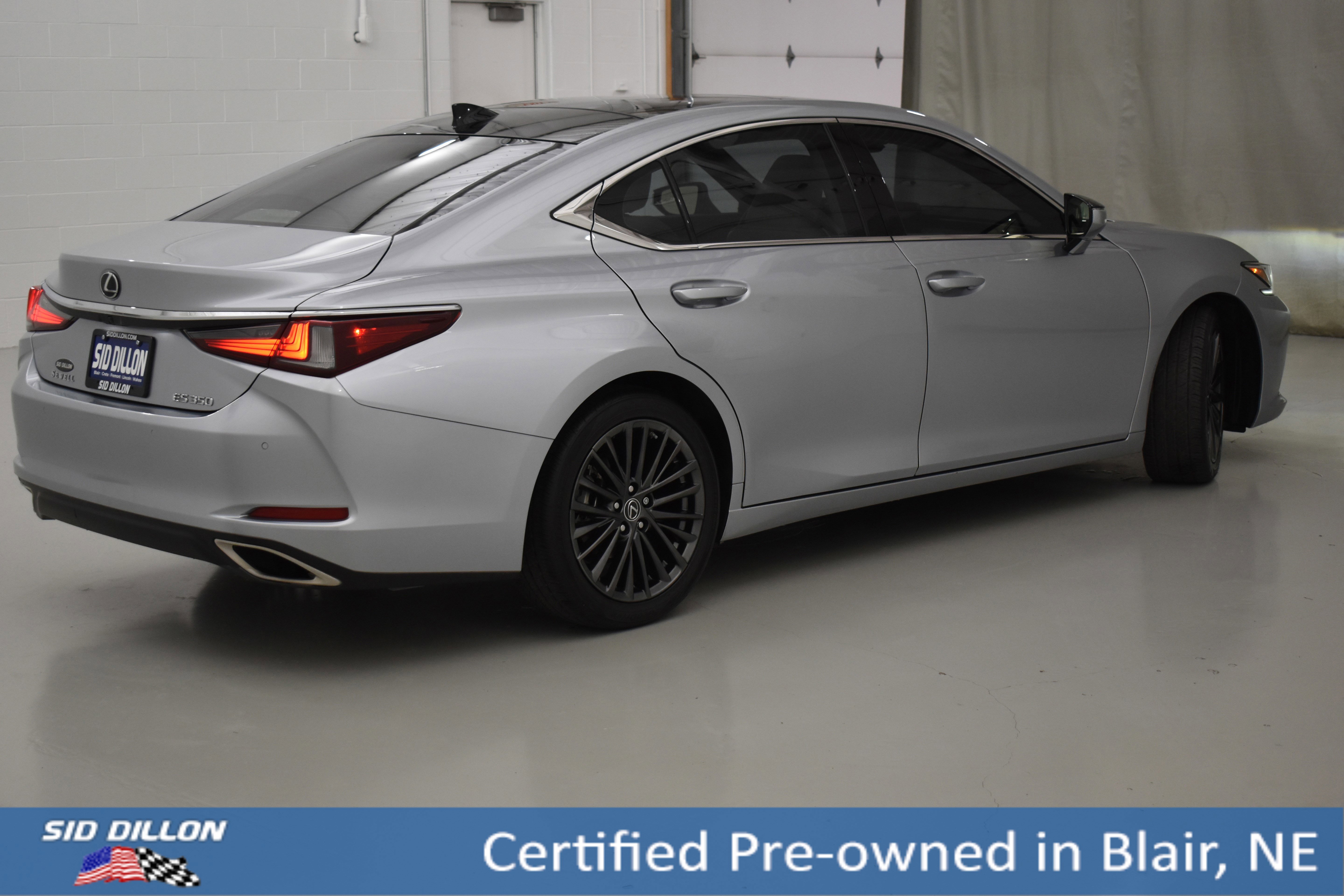 2022 Lexus ES 350 - Photo 13