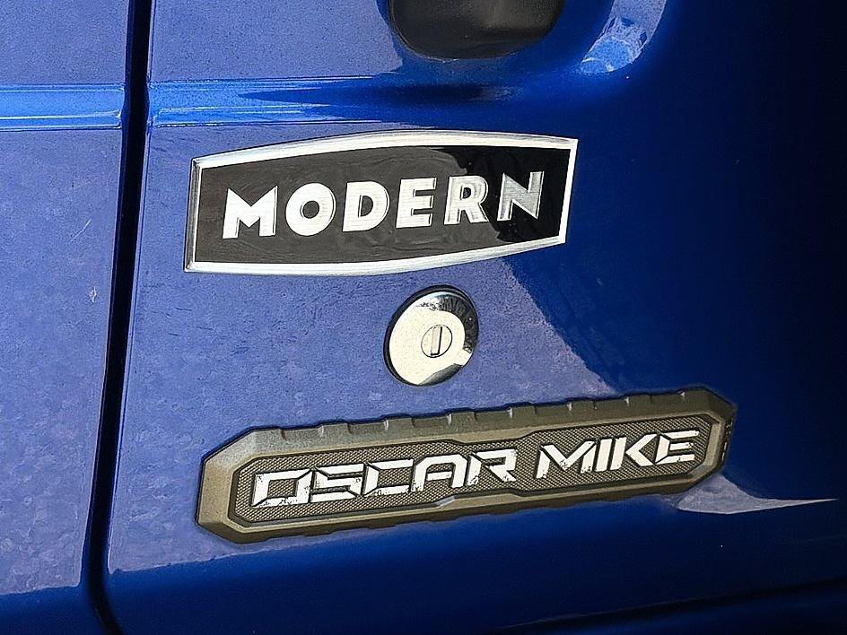 Used 2020 Ocean Blue Metallic Clearcoat Jeep Freedom image 28