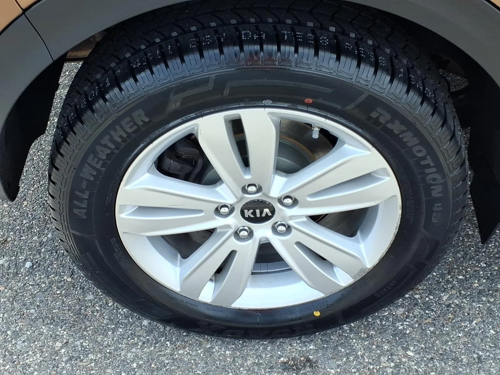 Used 2019 Copper Kia LX image 12