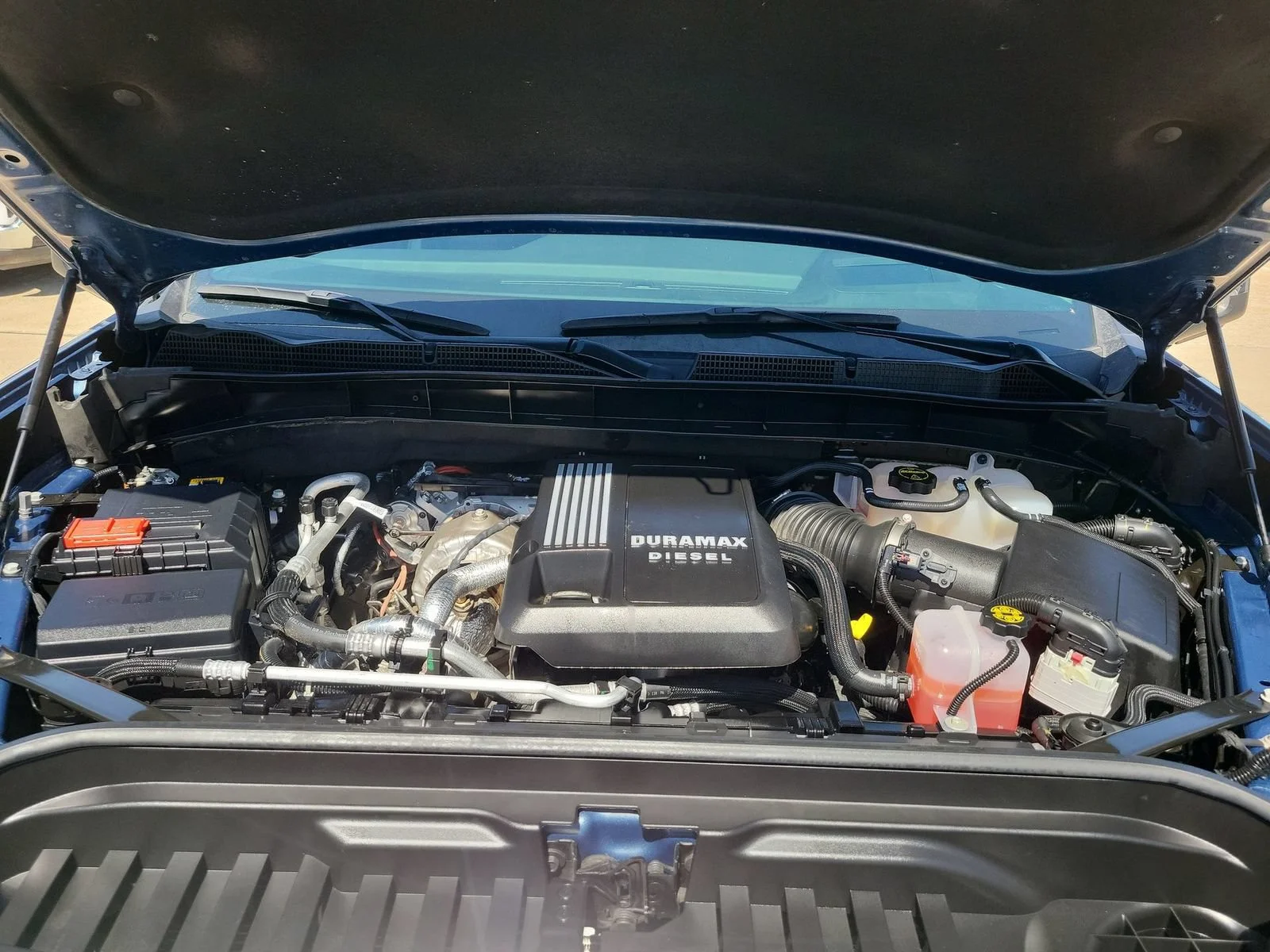 Certified Used 2025 Downpour Metallic GMC Denali image 31