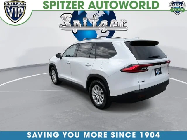 Used 2024 Beige Toyota XLE image 7