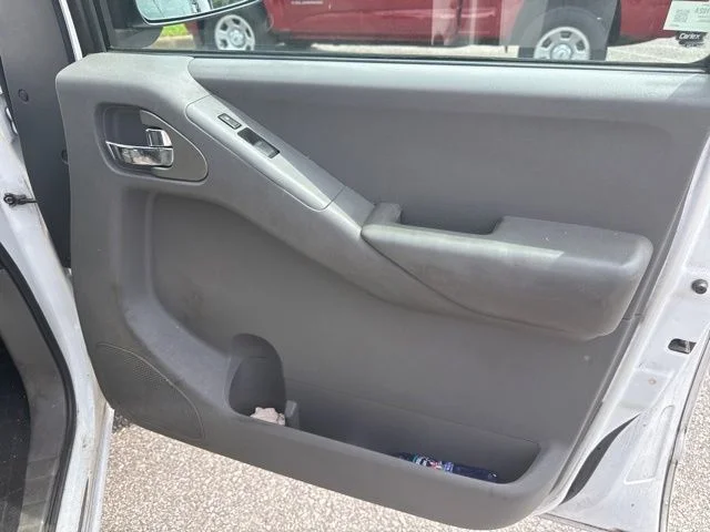 Used 2012 White Nissan SV image 12