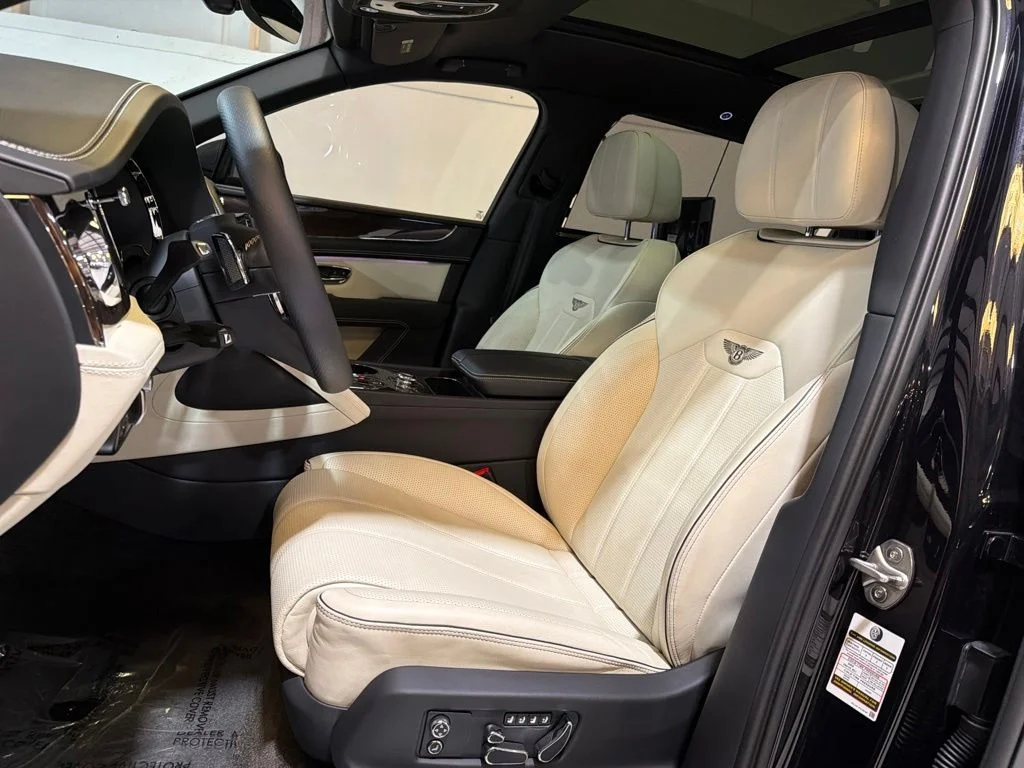 Used 2023 Black Bentley Azure image 26