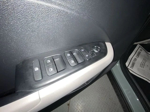 Used 2026 Green Hyundai SEL image 13