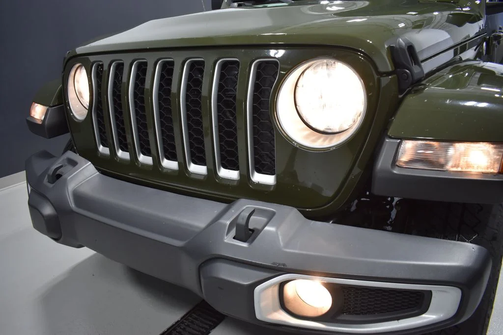 Used 2021 Green Jeep Overland image 11