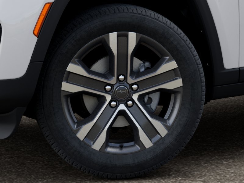 New 2027 Bright White Clear-Coat Paint Jeep Laredo X image 8