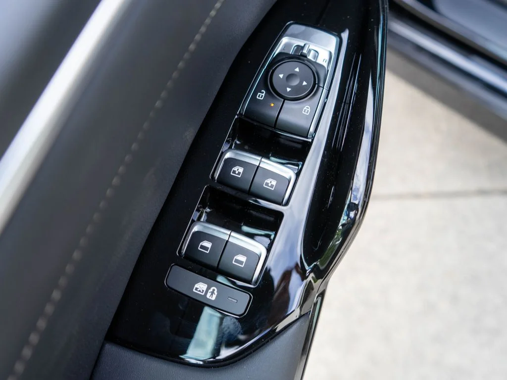 New 2026 Aurora Black Pearl Kia GT-Line AWD image 17