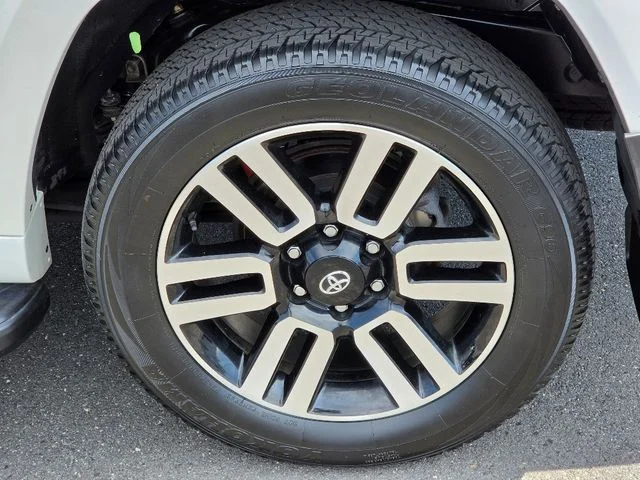 2023 Toyota 4Runner Limited - Photo 15