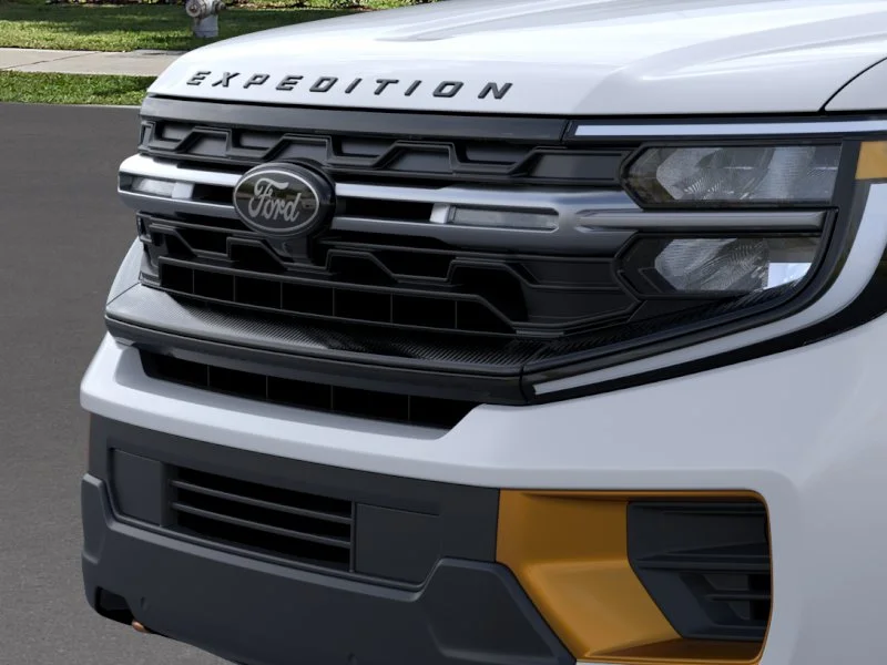 New 2026 Oxford White Ford Tremor® image 37