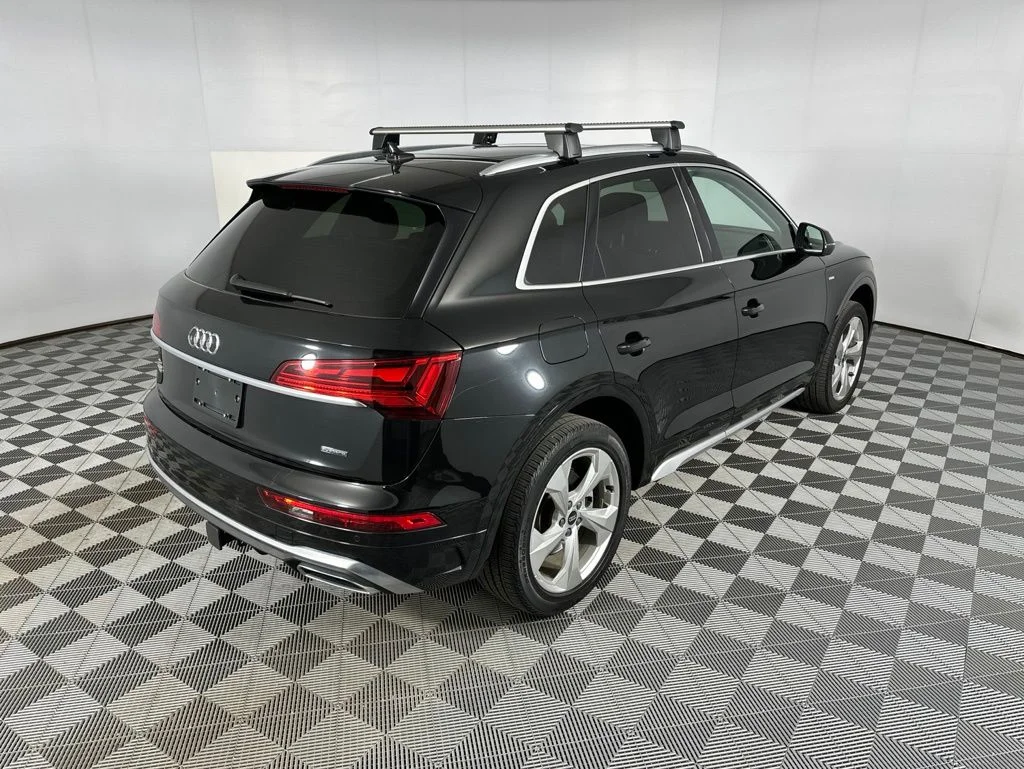 Used 2023 Black Audi 45 S line Premium image 8