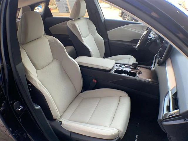 2026 Lexus RX PHEV 450h+ - Photo 25