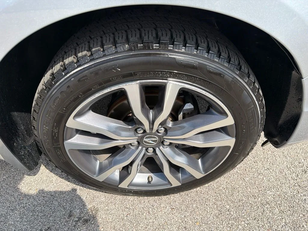 Used 2019 Silver Acura 3.5L Advance Package image 10