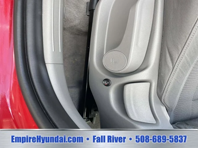 Used 2024 Red Hyundai SE image 19