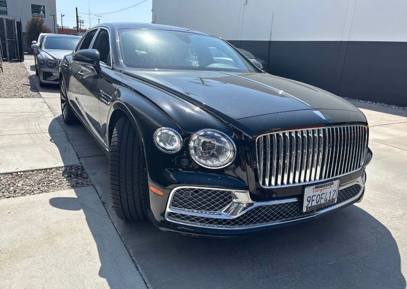 Used 2022 Black Bentley  image 6
