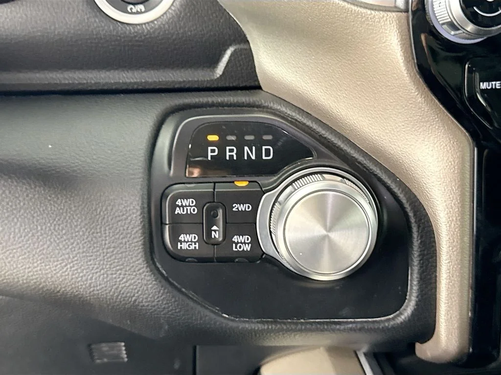 Used 2022 White Ram Laramie image 17
