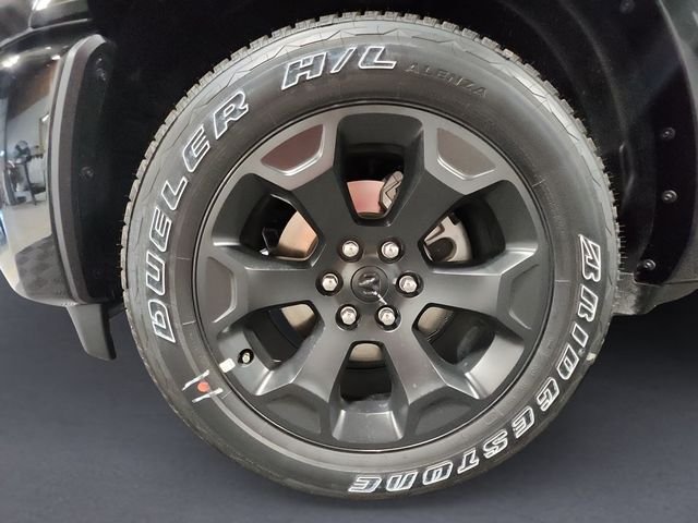 New 2026 Diamond Black Crystal Pearlcoat RAM Big Horn/Lone Star image 14
