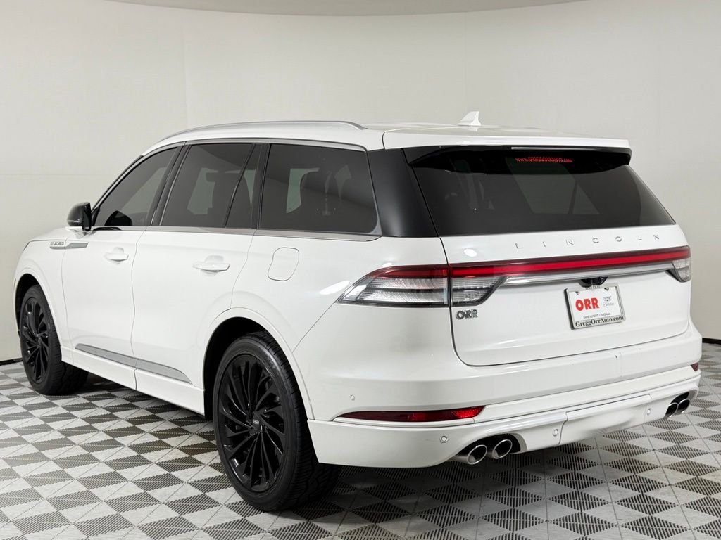 Used 2021 Ceramic Pearl Lincoln Reserve image 7