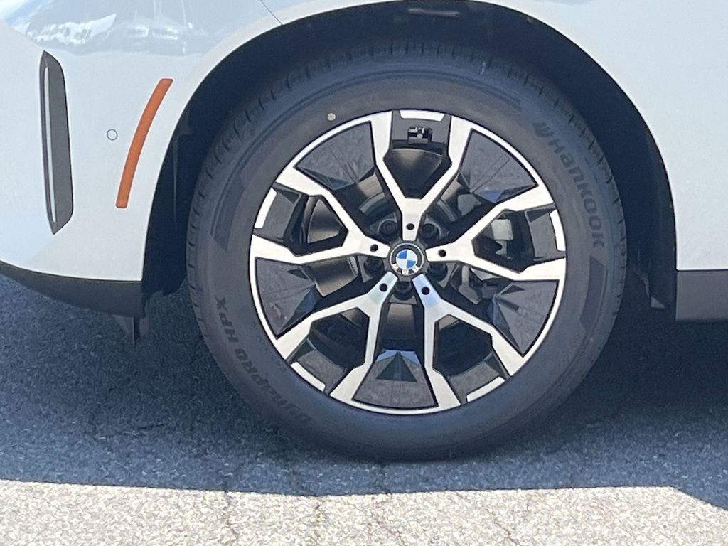 New 2026 White BMW 30 xDrive image 10