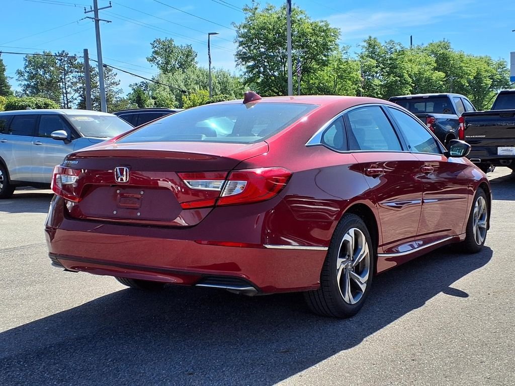 Used 2020 Red Honda EX image 4