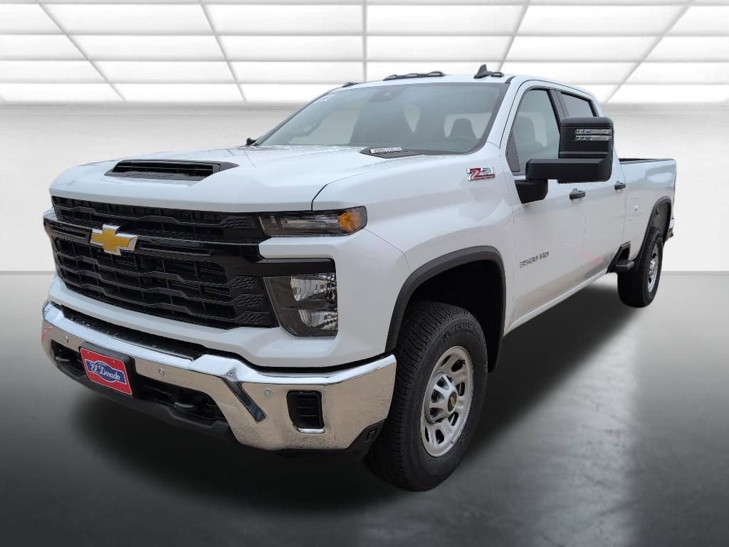 New 2026 Summit White Chevrolet WT image 24