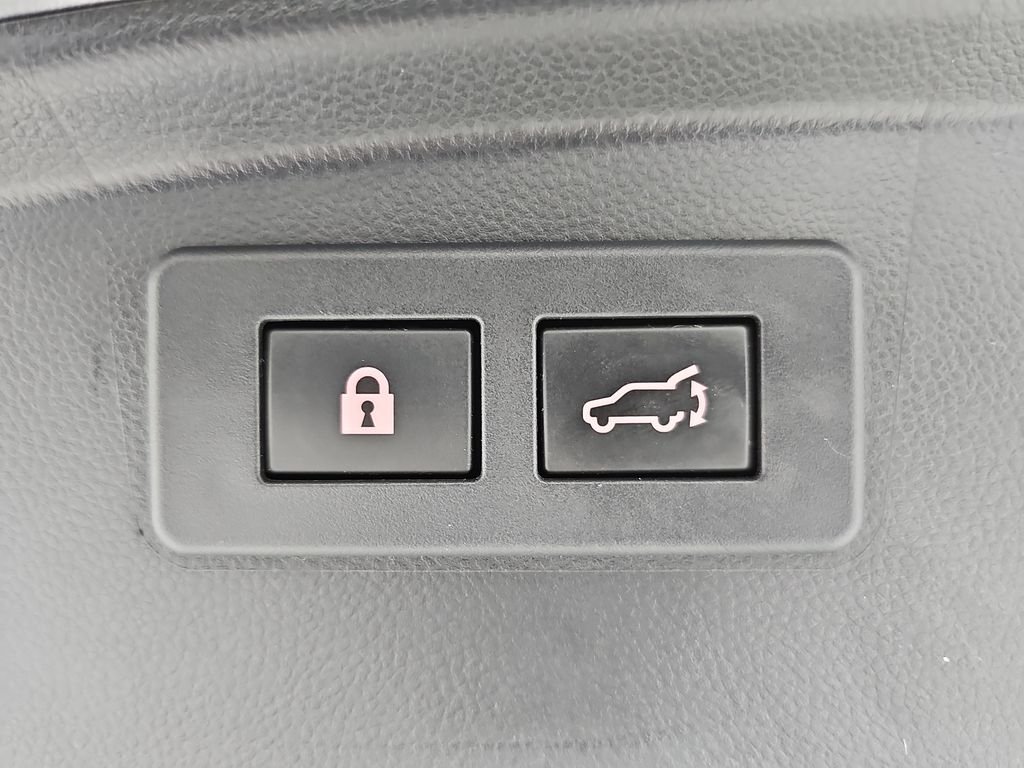 Used 2020 Gray Subaru Touring image 23