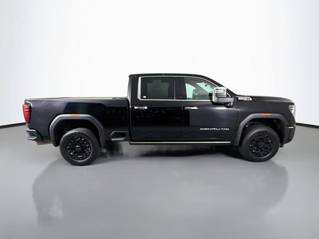 Used 2024 Onyx Black GMC Denali image 9