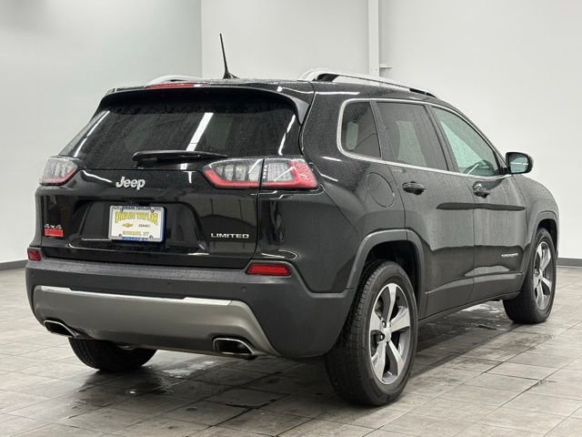 Used 2019 Black Jeep Limited image 2