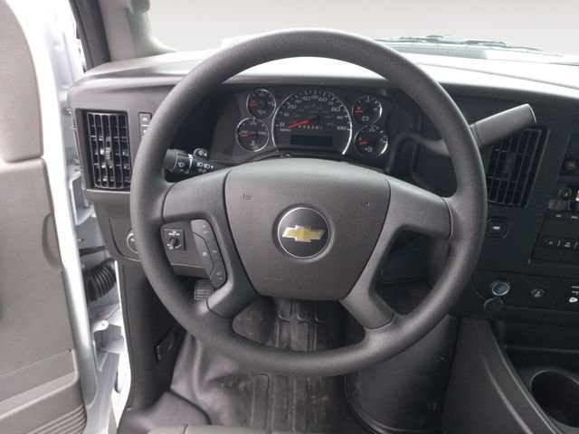 2025 Chevrolet Express Cargo Work Van - Photo 12