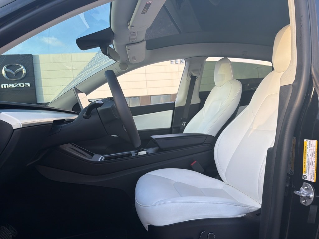 Used 2022 Tesla Model Y Long Range with VIN 7SAYGDEE1NF497940 for sale in Tampa, FL