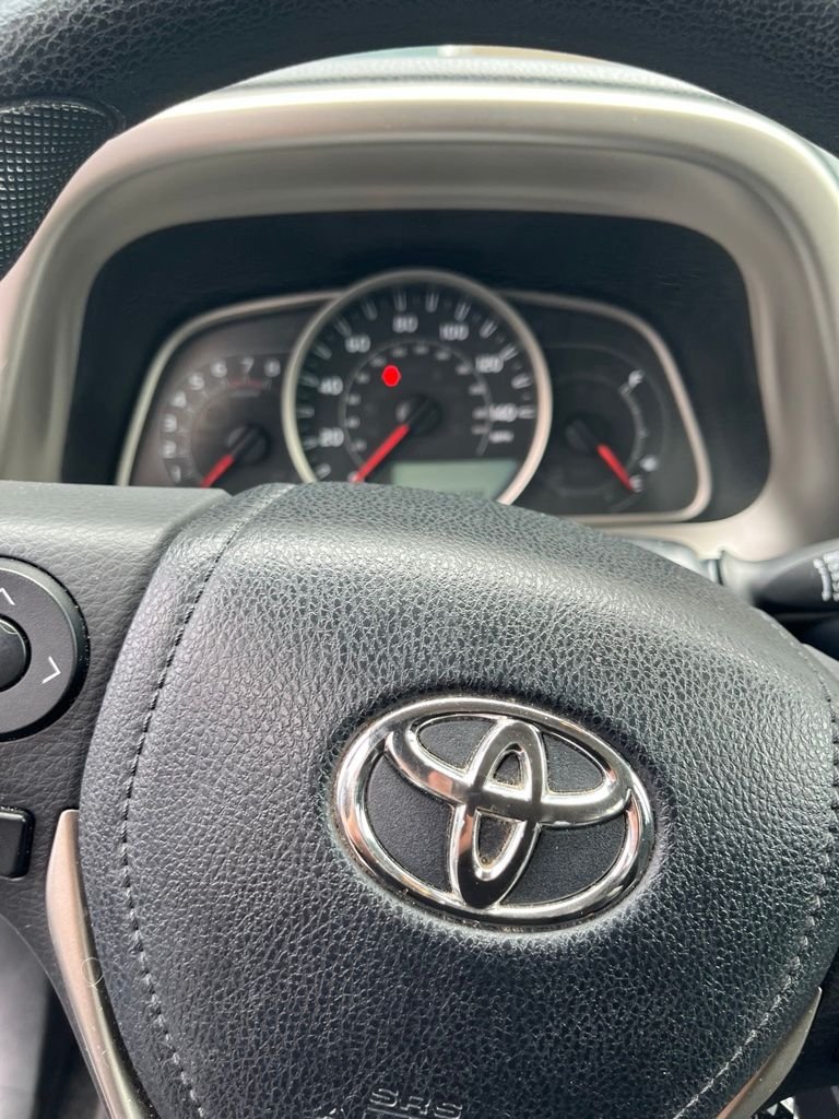 Used 2013 Classic Silver Metallic Toyota XLE image 12