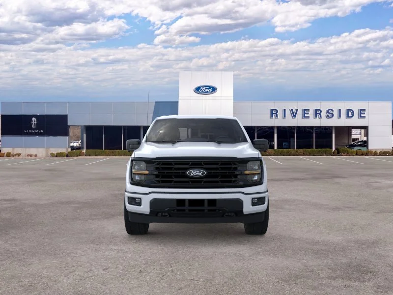 New 2026 Oxford White Ford XLT image 6