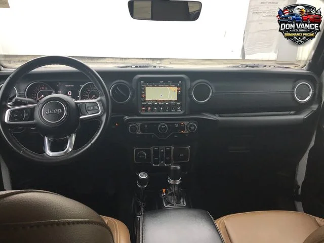 Used 2022 White Jeep Unlimited Sahara image 20