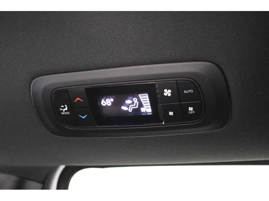 2024 Chrysler Pacifica Touring - Photo 31