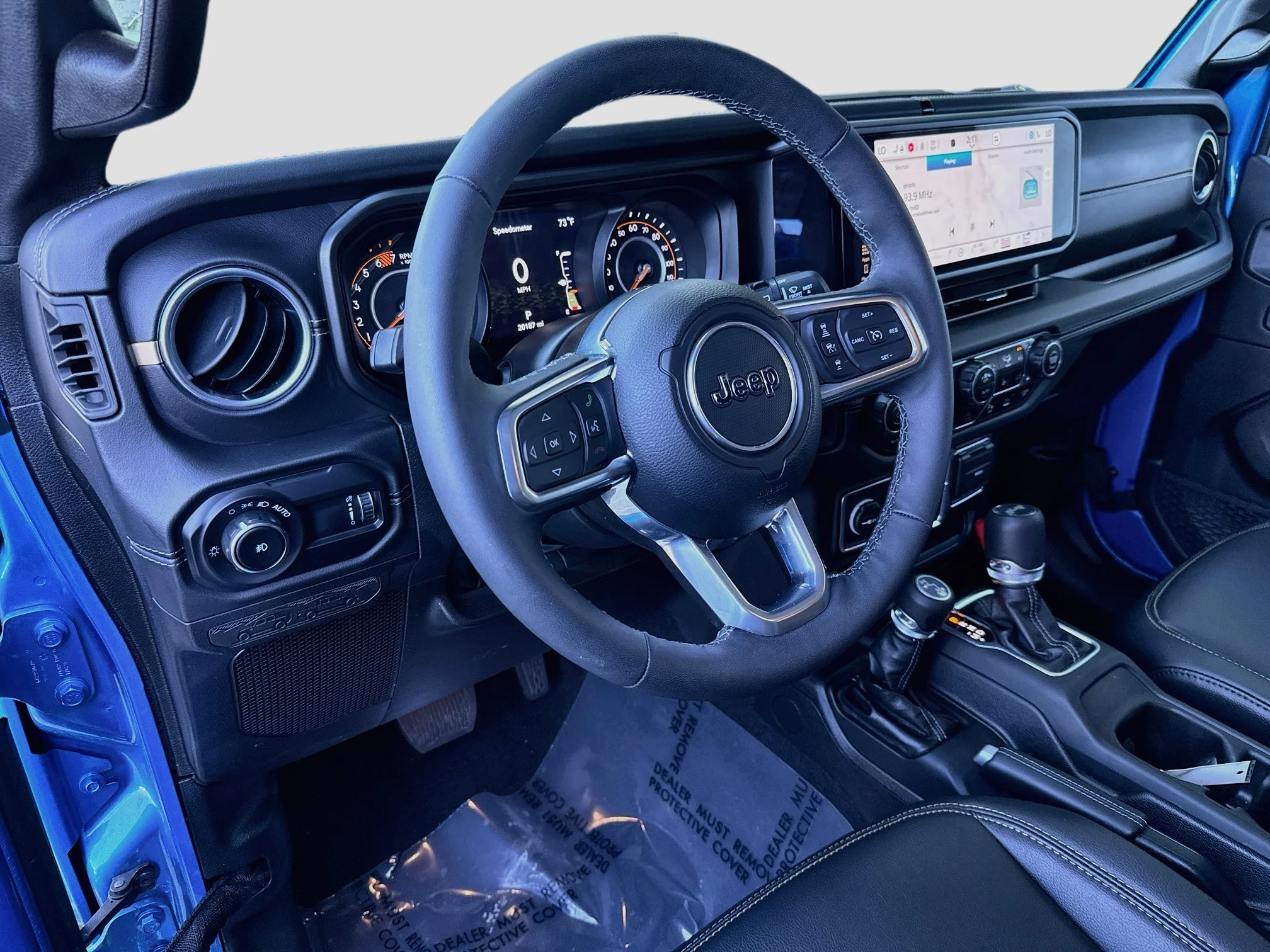 Certified Used 2025 Hydro Blue Pearlcoat Jeep Sahara image 10