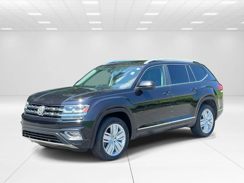 Used 2019 Black Volkswagen SEL image 3
