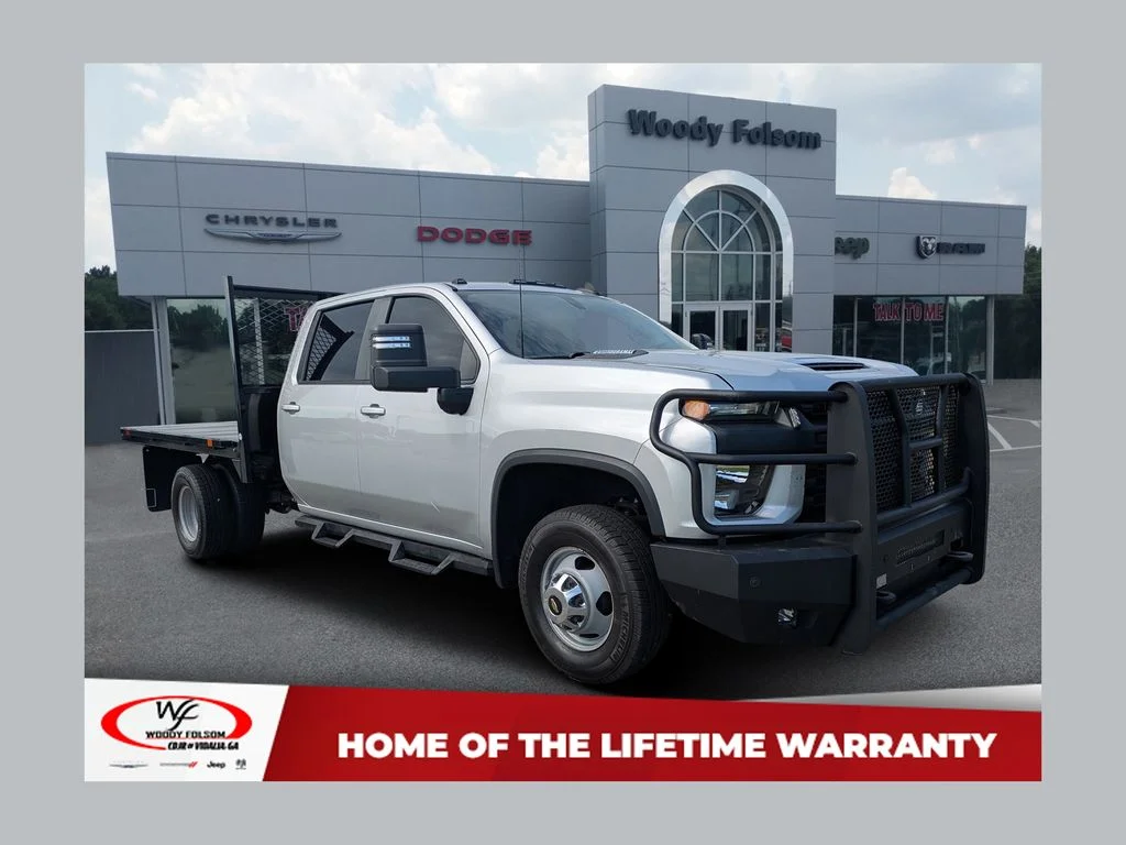 Used 2021 Silver Chevrolet LT image 1