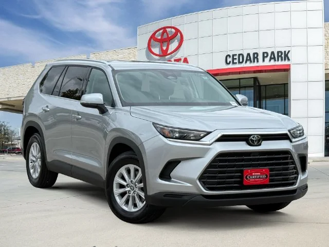 Certified Used 2026 CELESTIAL SILVER Toyota XLE image 1