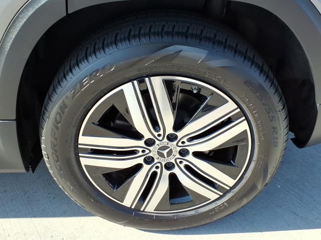 Certified Used 2025 Gray Mercedes-Benz 300 image 24