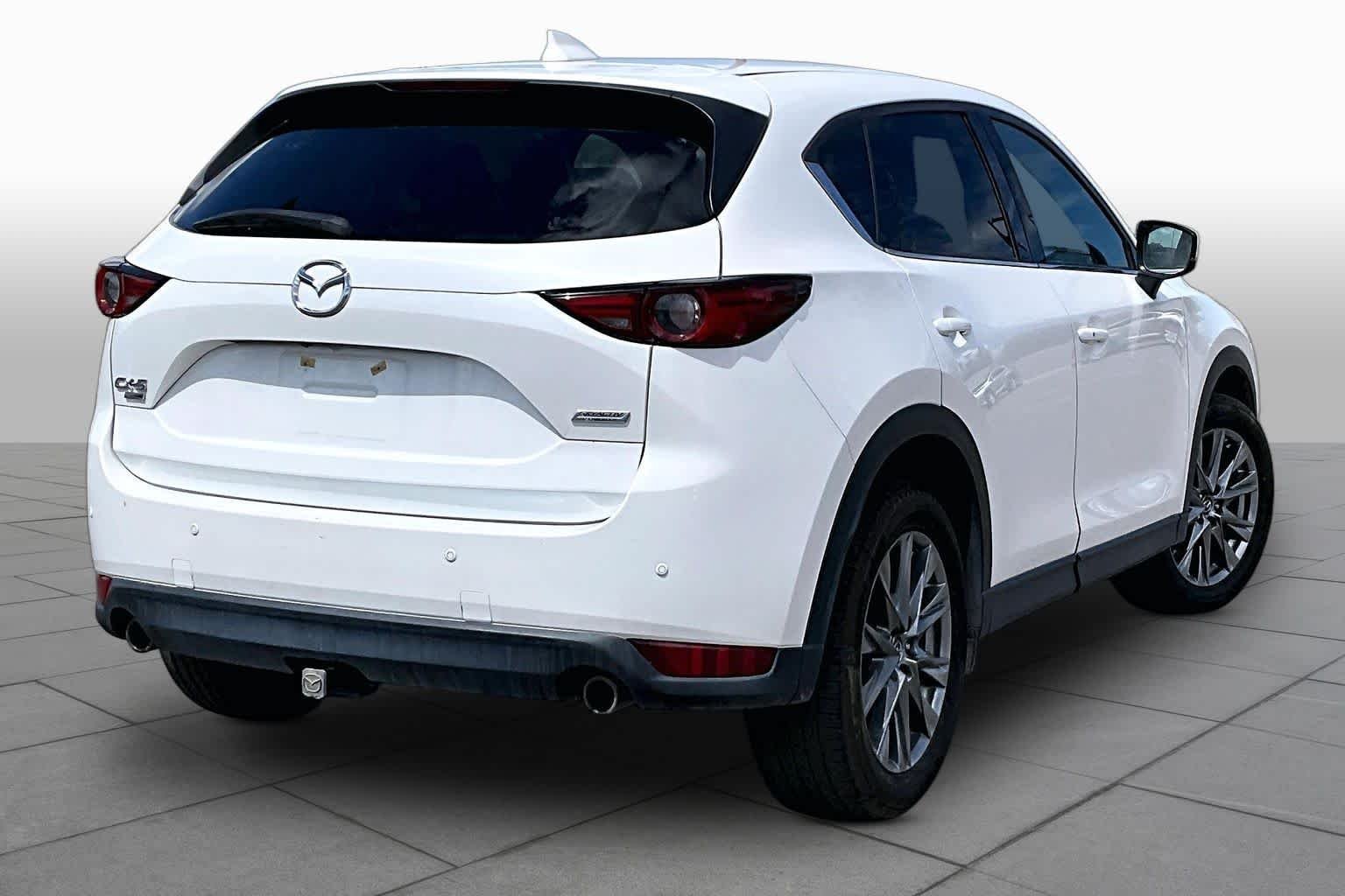 Used 2019 Snowflake White Pearl Mica Mazda Signature image 13