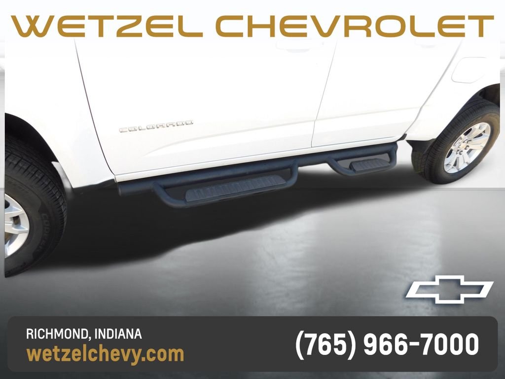 Used 2022 White Chevrolet LT image 15
