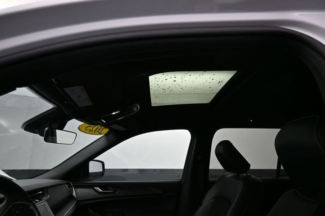 Used 2025 White Jeep Altitude X image 27