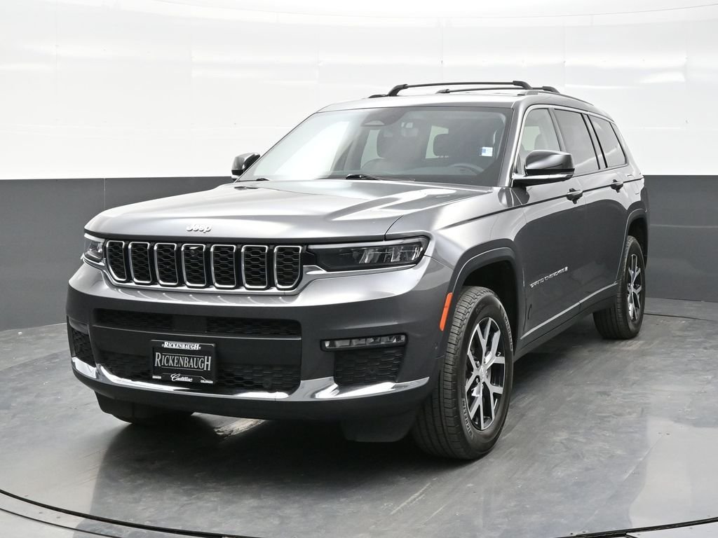 Used 2023 Gray Jeep Limited image 2