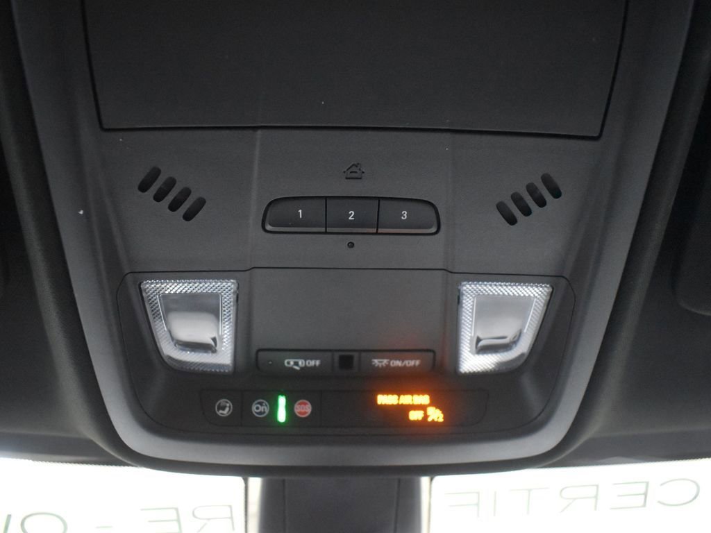 2023 CADILLAC XT5 - Image 21