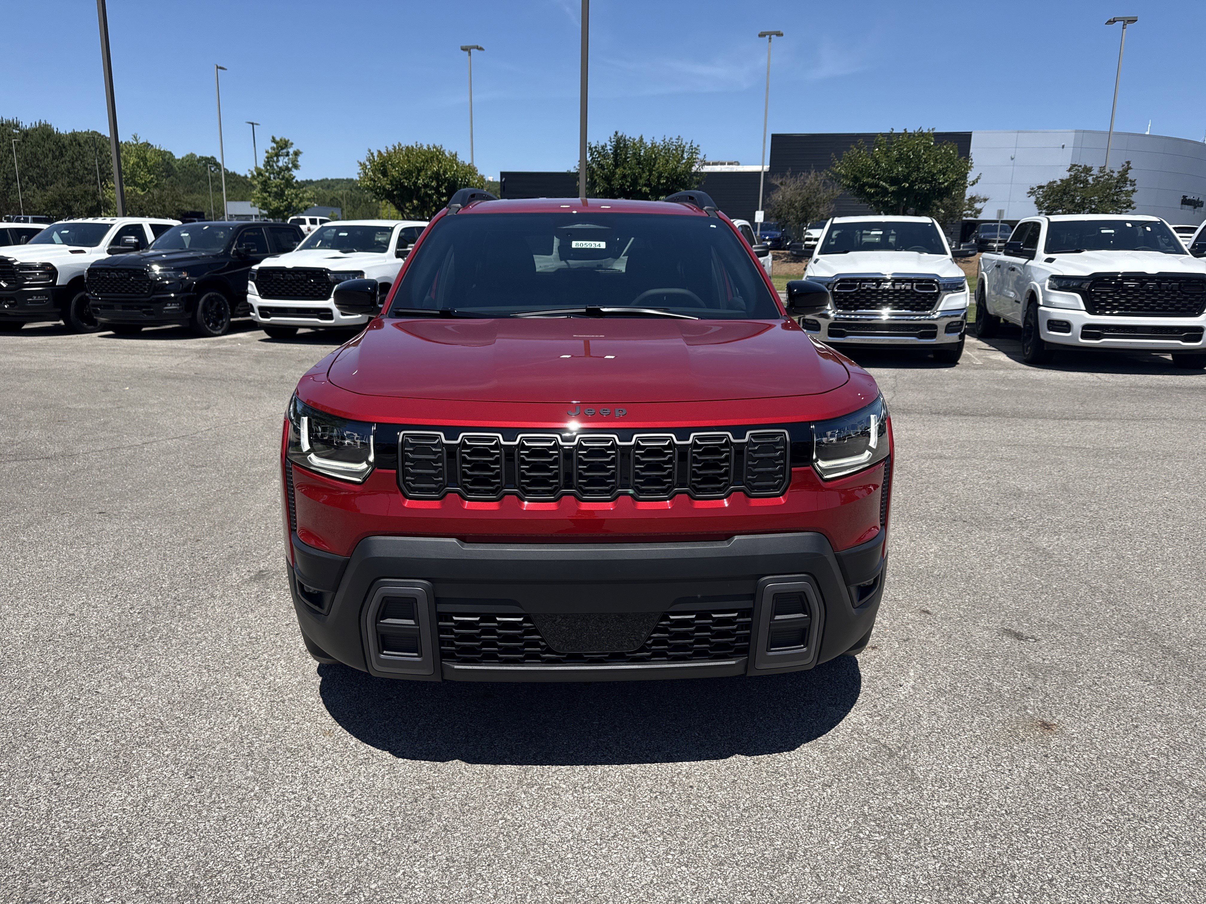 New 2026 Red Hot Pearl-Coat Exterior Paint Jeep Limited image 2