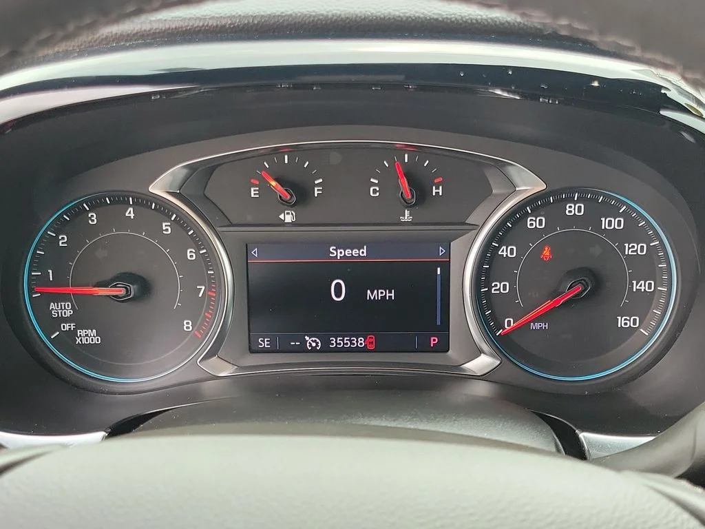 Used 2023 Gray Chevrolet LT image 28