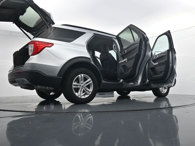 Used 2024 Silver Ford XLT image 42